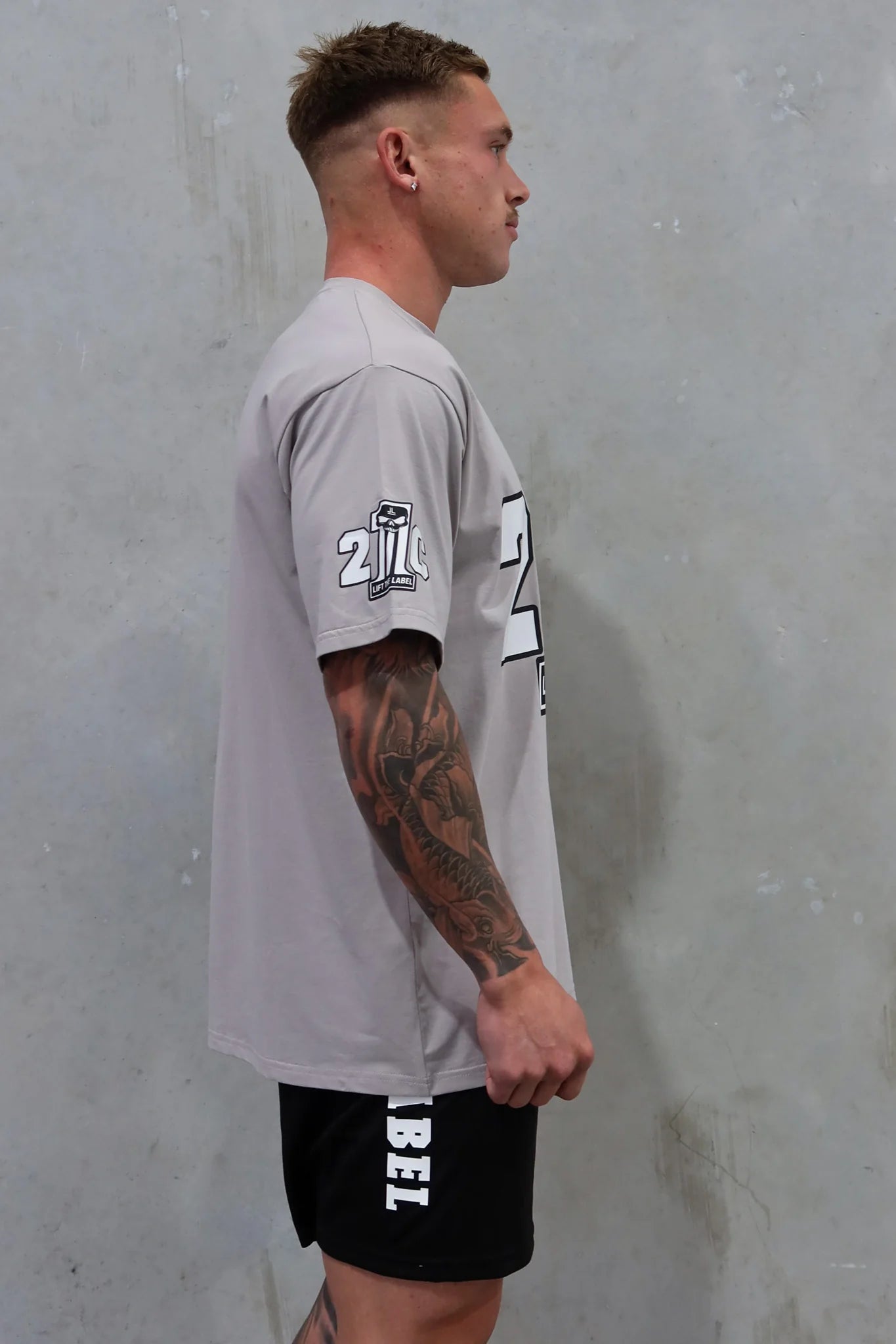 21C TEE - STONE GREY